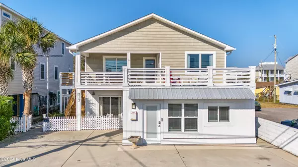 317 Fort Fisher BLVD N, Kure Beach, NC 28449