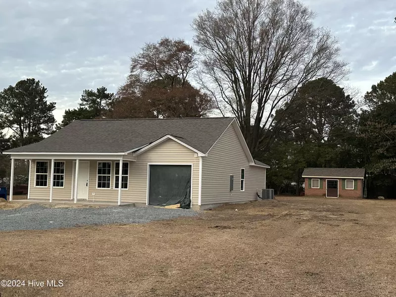 203a Connies CIR, Goldsboro, NC 27530