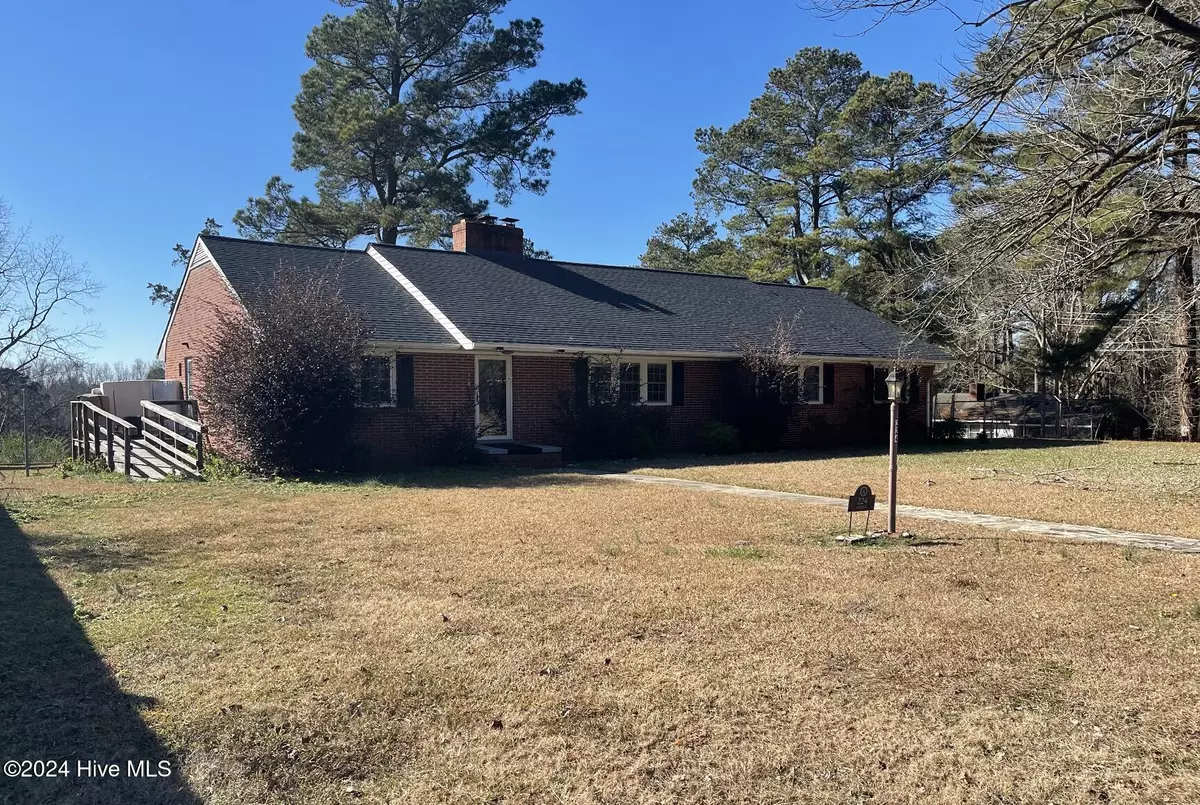 Grifton, NC 28530,224 Mccrae St. ST