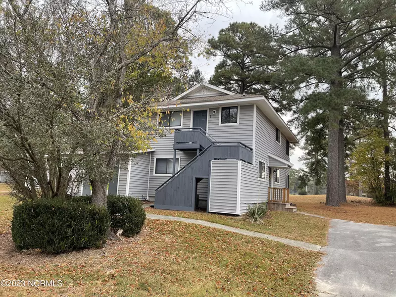 1 Linksiders DR, New Bern, NC 28562