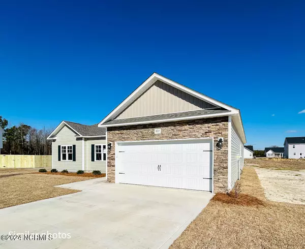 Hubert, NC 28539,169 Vista Cay DR