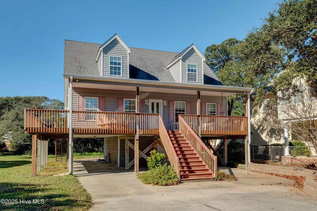 Oak Island, NC 28465,207 Sherrill ST