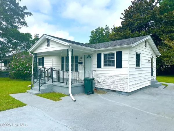 Farmville, NC 27828,4462 W West Hines ST