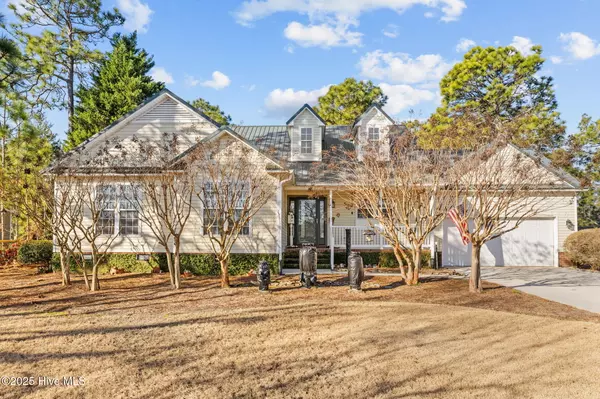 Whispering Pines, NC 28327,155 Queens Cove WAY