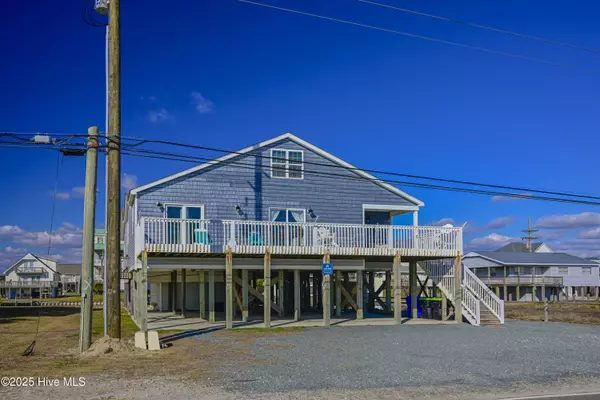 North Topsail Beach, NC 28460,1611 New River Inlet RD