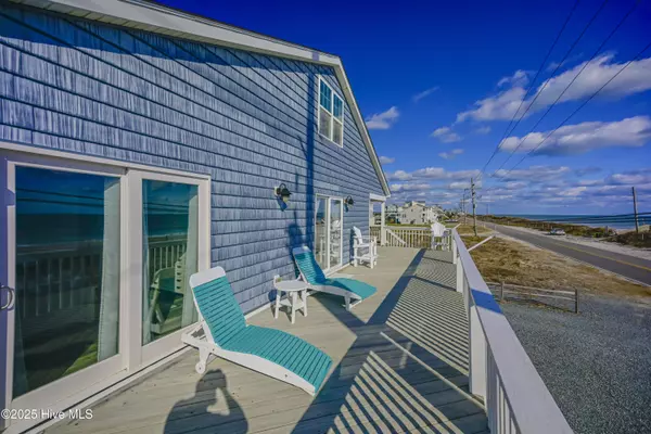 North Topsail Beach, NC 28460,1611 New River Inlet RD