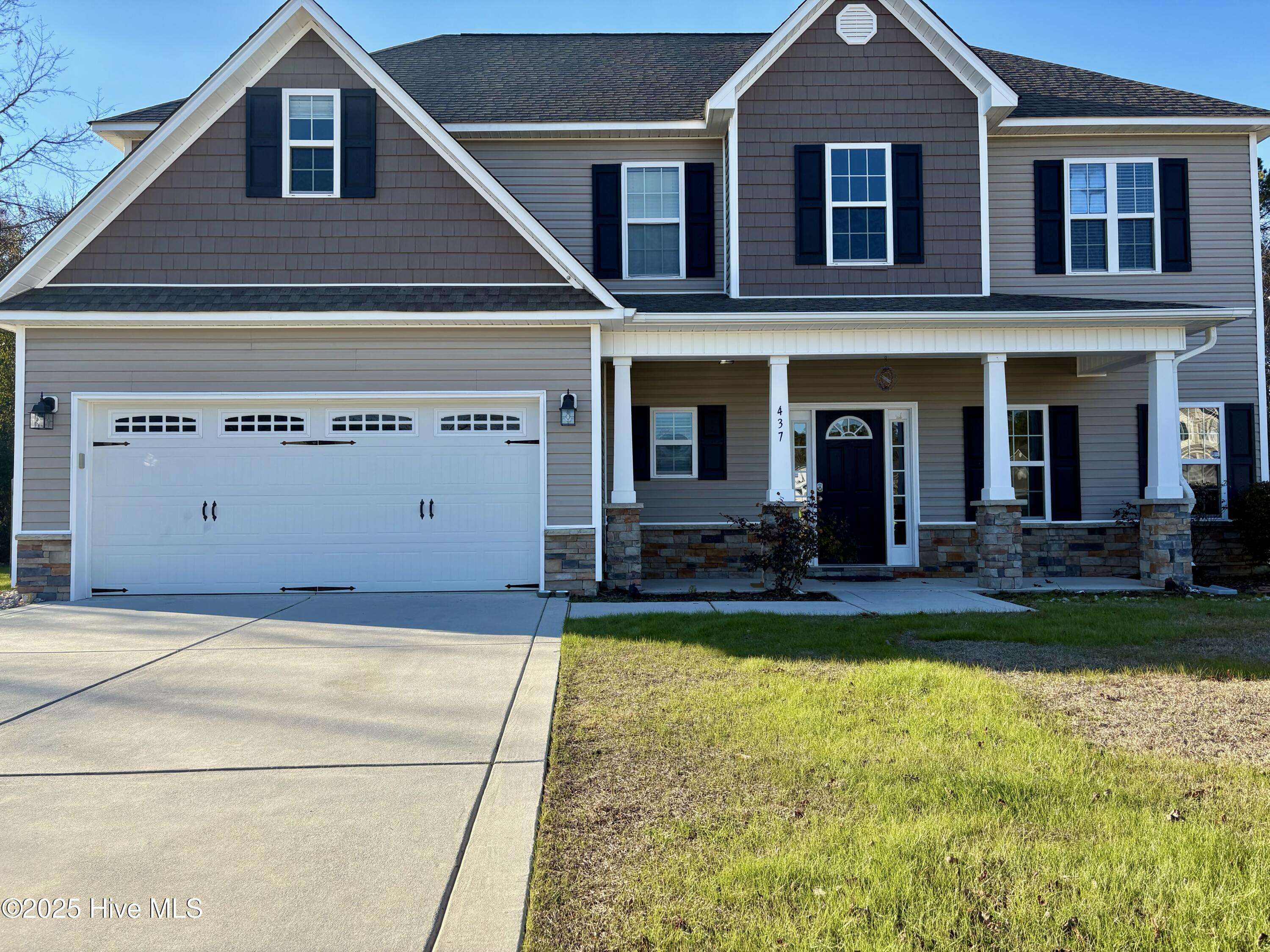 Swansboro, NC 28584,437 Patriots Point LN