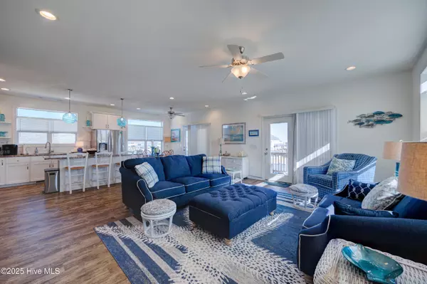 Surf City, NC 28445,1036 1st ST