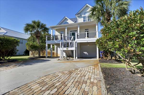 208 Peninsula DR, Carolina Beach, NC 28428