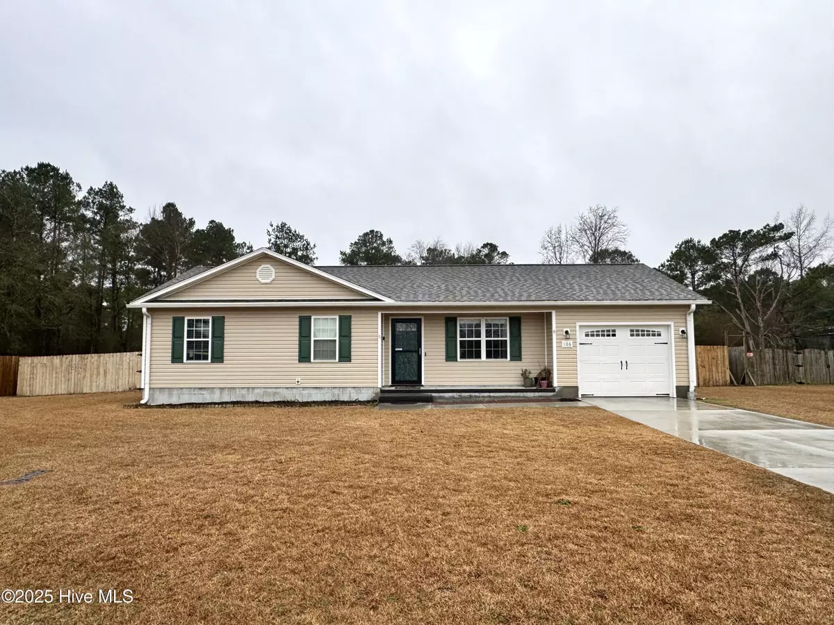 Richlands, NC 28574,106 Lois CT