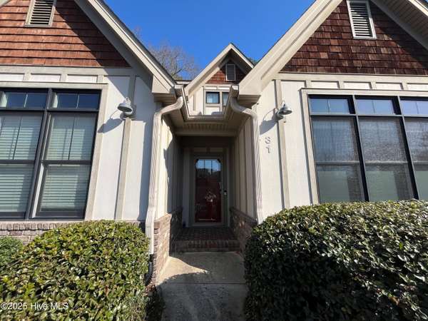 31 Elk Ridge LN, Southern Pines, NC 28387