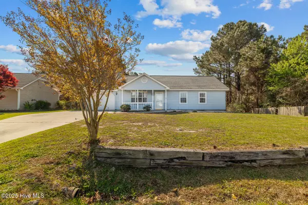 Hubert, NC 28539,311 Josie CT