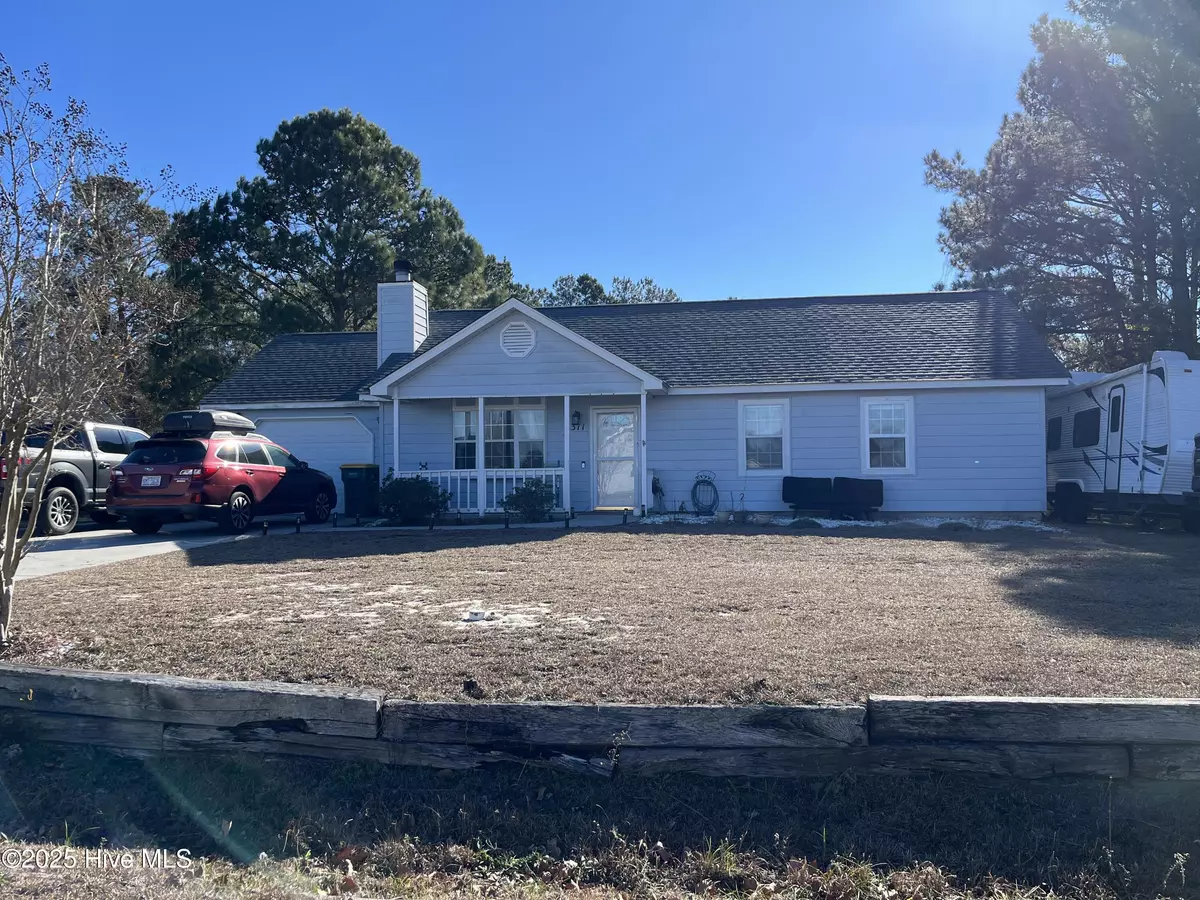 Hubert, NC 28539,311 Josie CT