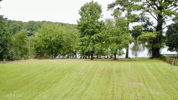 Goldsboro, NC 27534,103 Lakeshore CT