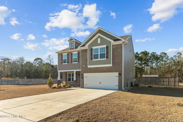 New Bern, NC 28562,114 Featherstone LN