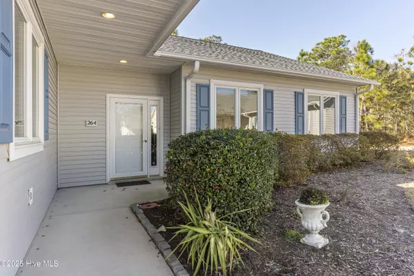 Southport, NC 28461,264 Bonnet WAY SE