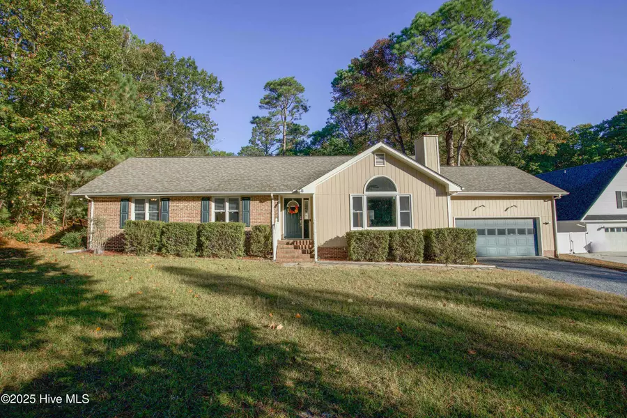 109 Selkirk TRL, Southern Pines, NC 28387