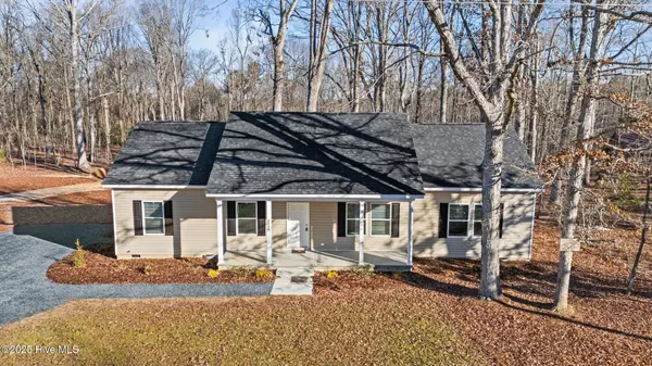 Robbins, NC 27325,100 Holmes LN