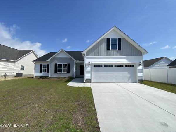 304 Oleander DR, Greenville, NC 27858