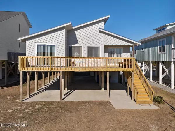 1708 W Beach DR, Oak Island, NC 28465