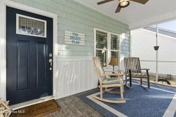 Oak Island, NC 28465,128 NE 9th ST