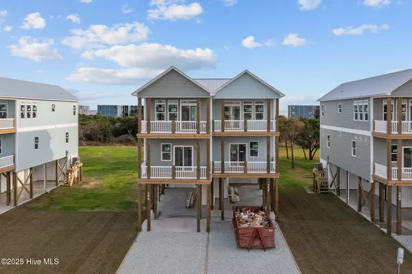 North Topsail Beach, NC 28460,144 Sea Gull LN