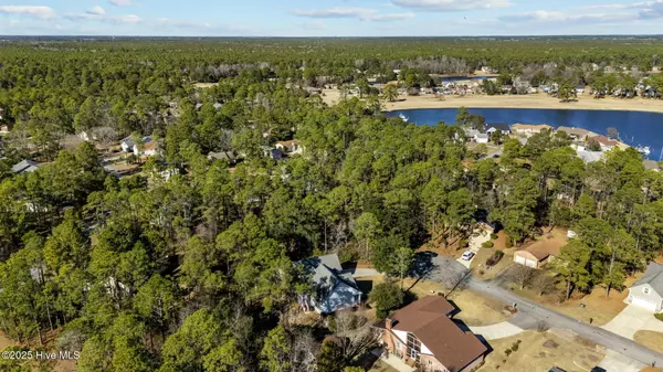 New Bern, NC 28560,5402 Miramar CT