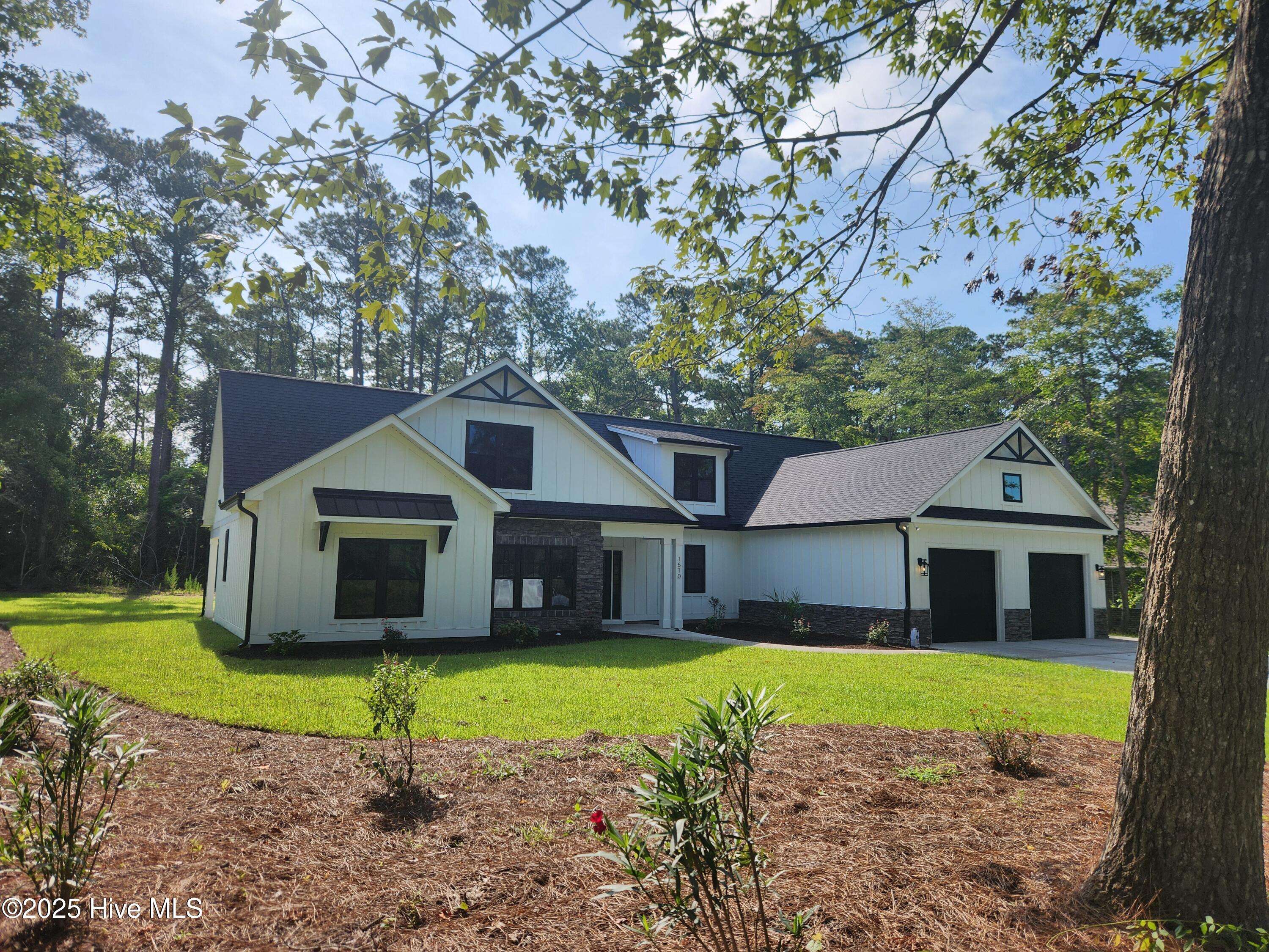 Ocean Isle Beach, NC 28469,1610 Colonist SQ SW