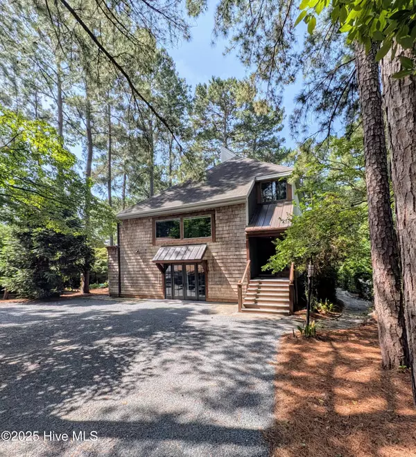 Pinehurst, NC 28374,350 Pine Vista DR