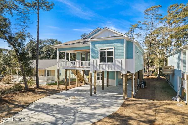 Oak Island, NC 28465,129 NW 18th ST