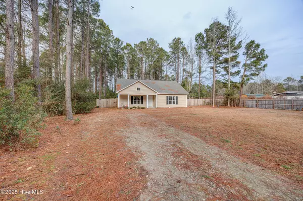 Burgaw, NC 28425,267 Mallard Roost DR