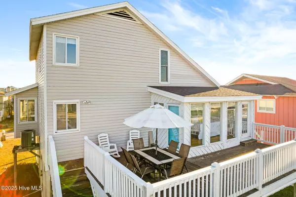 Ocean Isle Beach, NC 28469,27 Newport ST