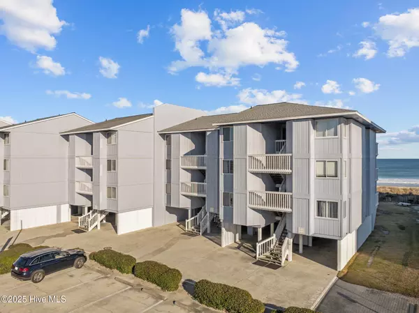 1311 S Lake Park BLVD #14b, Carolina Beach, NC 28428