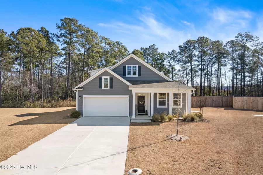 1623 Lightered Knot CT, Bolivia, NC 28422