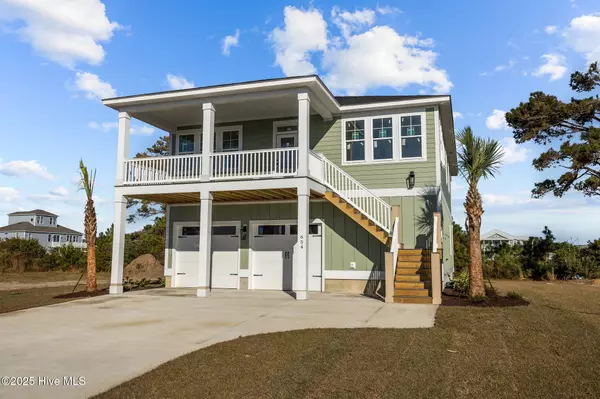 654 Fishermans PT, Newport, NC 28570