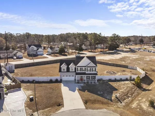 Hubert, NC 28539,300 White Dove DR