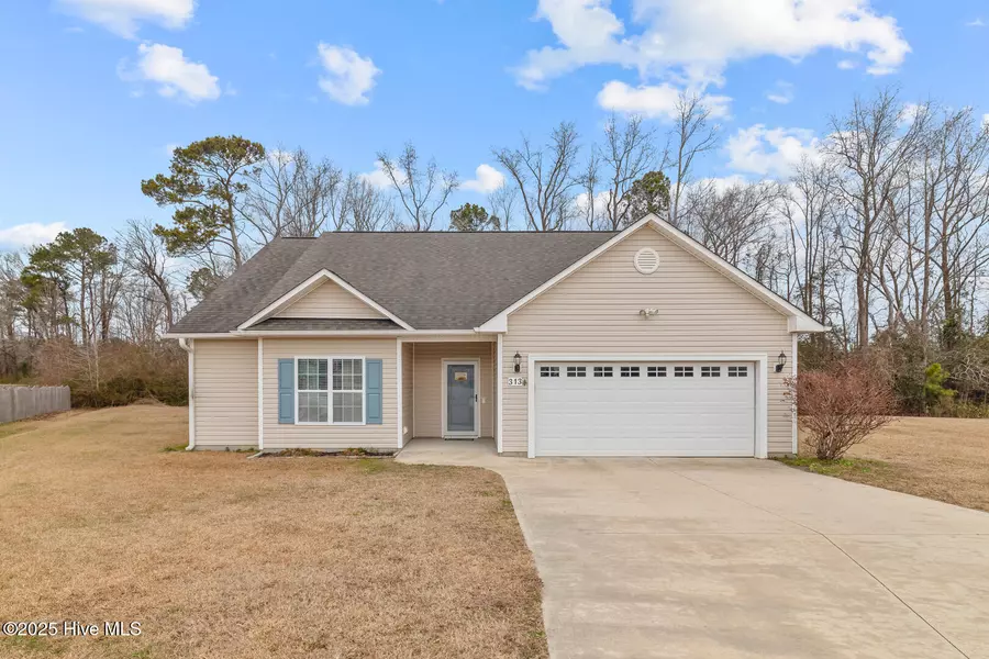 313 Caleb CT, Beulaville, NC 28518