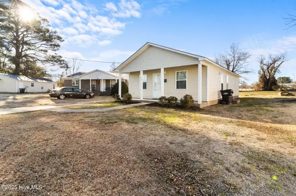 Elizabeth City, NC 27909,415 Perry ST