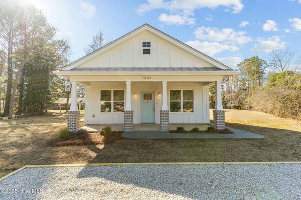 1841 Penderlea Hwy HWY,  Burgaw,  NC 28425