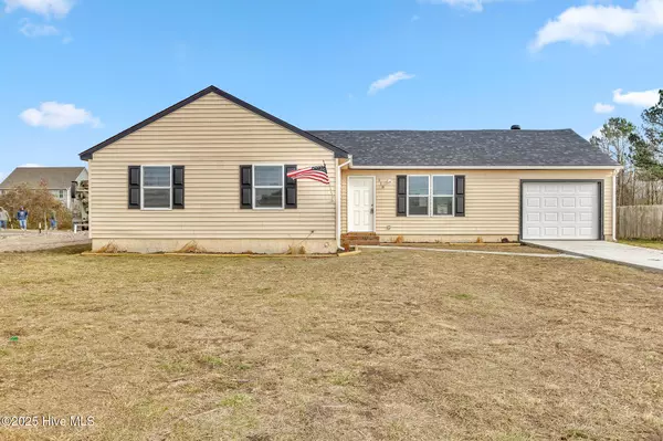 318 Drummer Kellum RD, Jacksonville, NC 28546