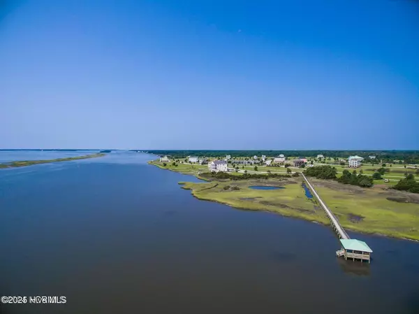 Newport, NC 28570,104 Greenhill PL