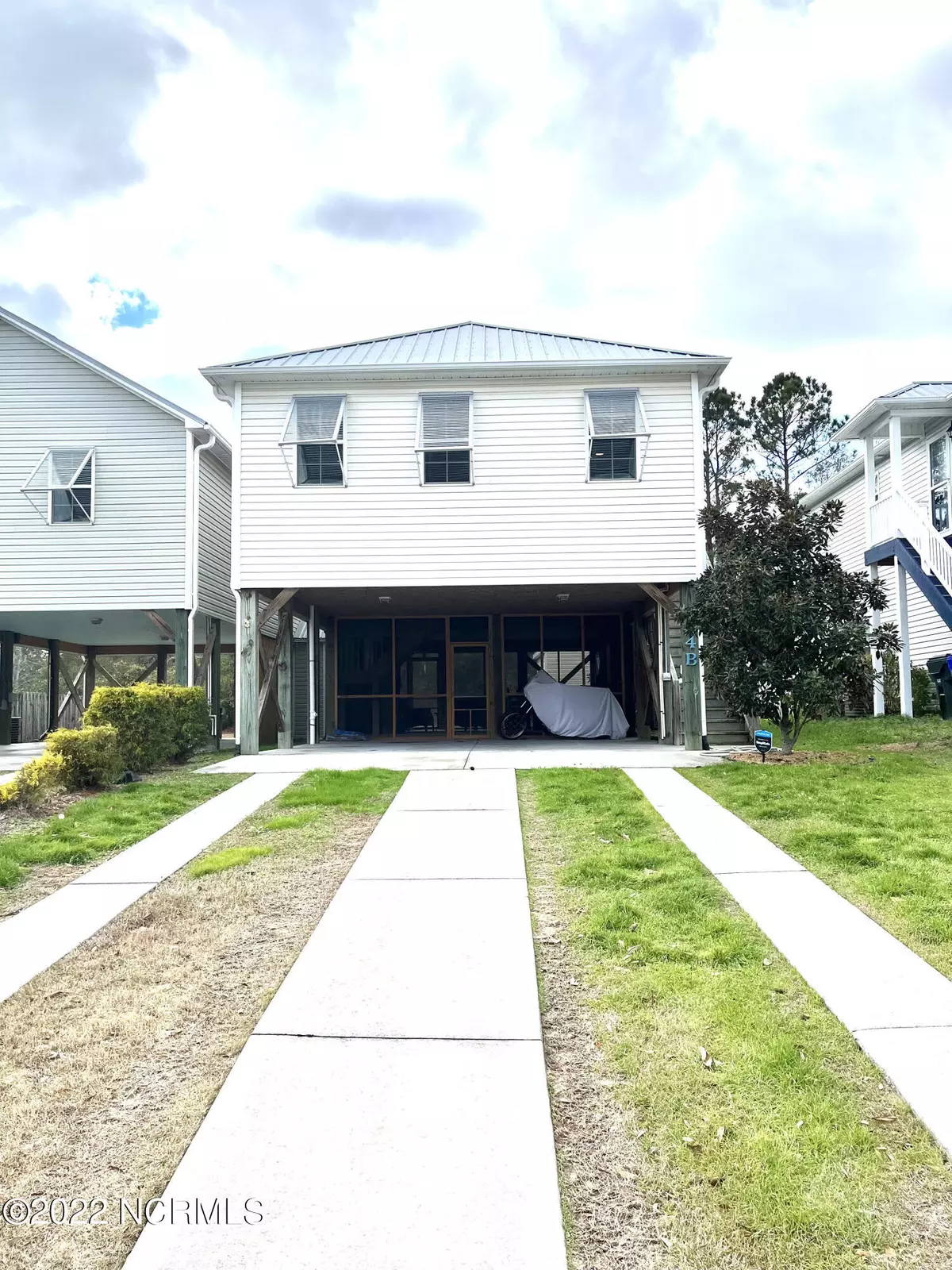 Surf City, NC 28445,104 James AVE