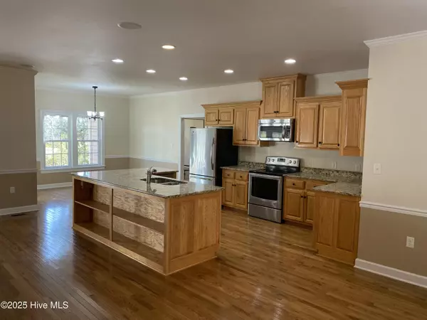 Windsor, NC 27983,120 Bull Hill RD