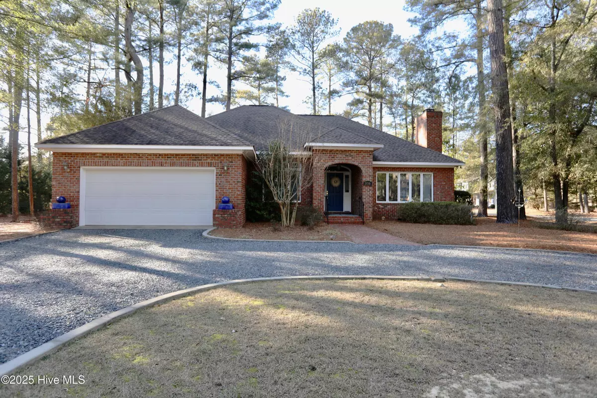 Pinehurst, NC 28374,375 Lake Forest DR