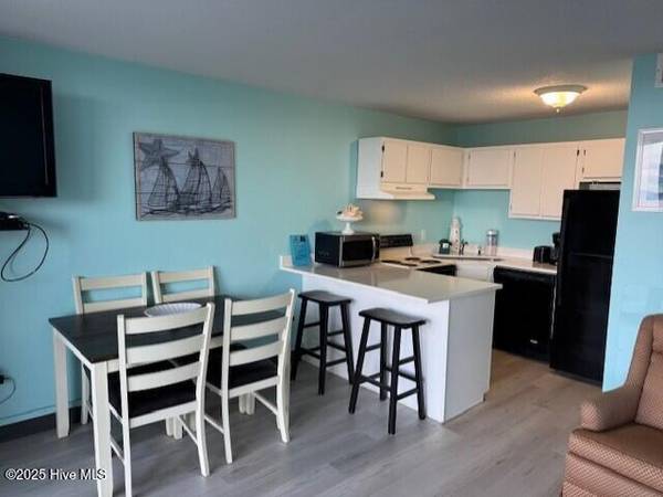 Carolina Beach, NC 28428,1615 Lake Park BLVD S #Unit 105