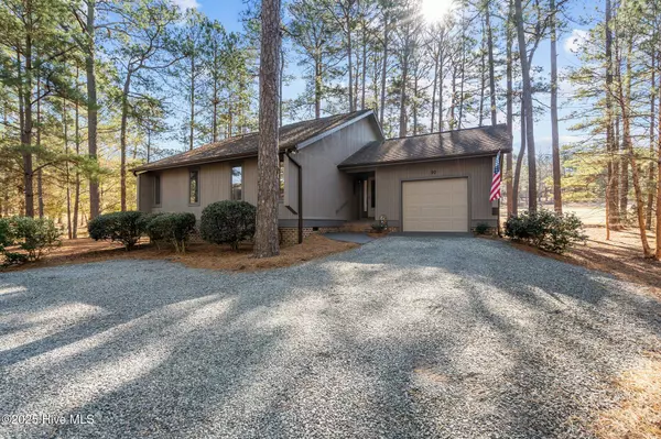 Pinehurst, NC 28374,90 Glen Abbey TRL