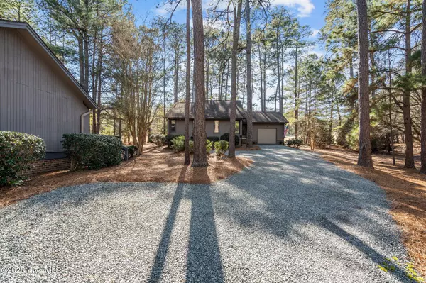 Pinehurst, NC 28374,90 Glen Abbey TRL