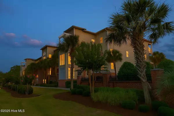 2252 Dolphin Shores DR SW #14, Supply, NC 28462