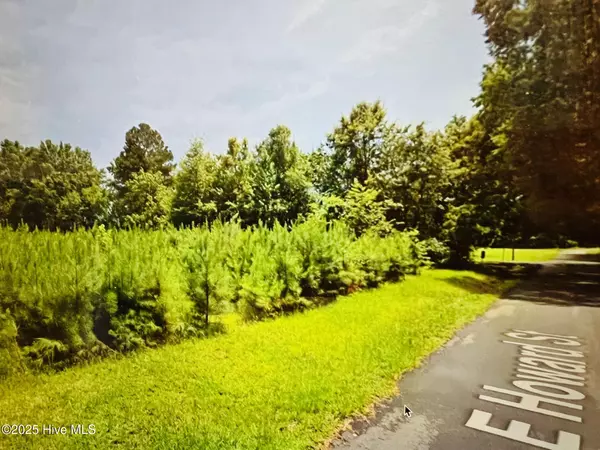 Lot 1 E Howard ST, Roseboro, NC 28382