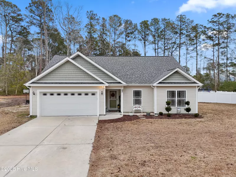 62 Northeast DR NW, Calabash, NC 28467